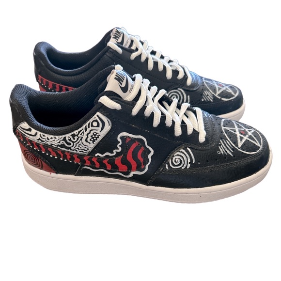 pentagram nike shoe